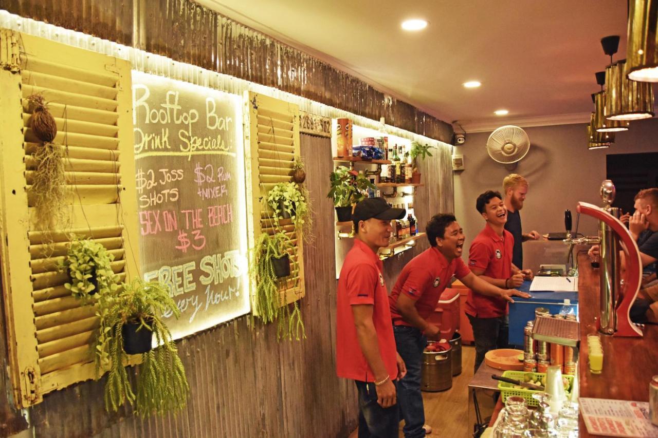 Mad Monkey Hostel Kampot (Adults Only) Exterior photo