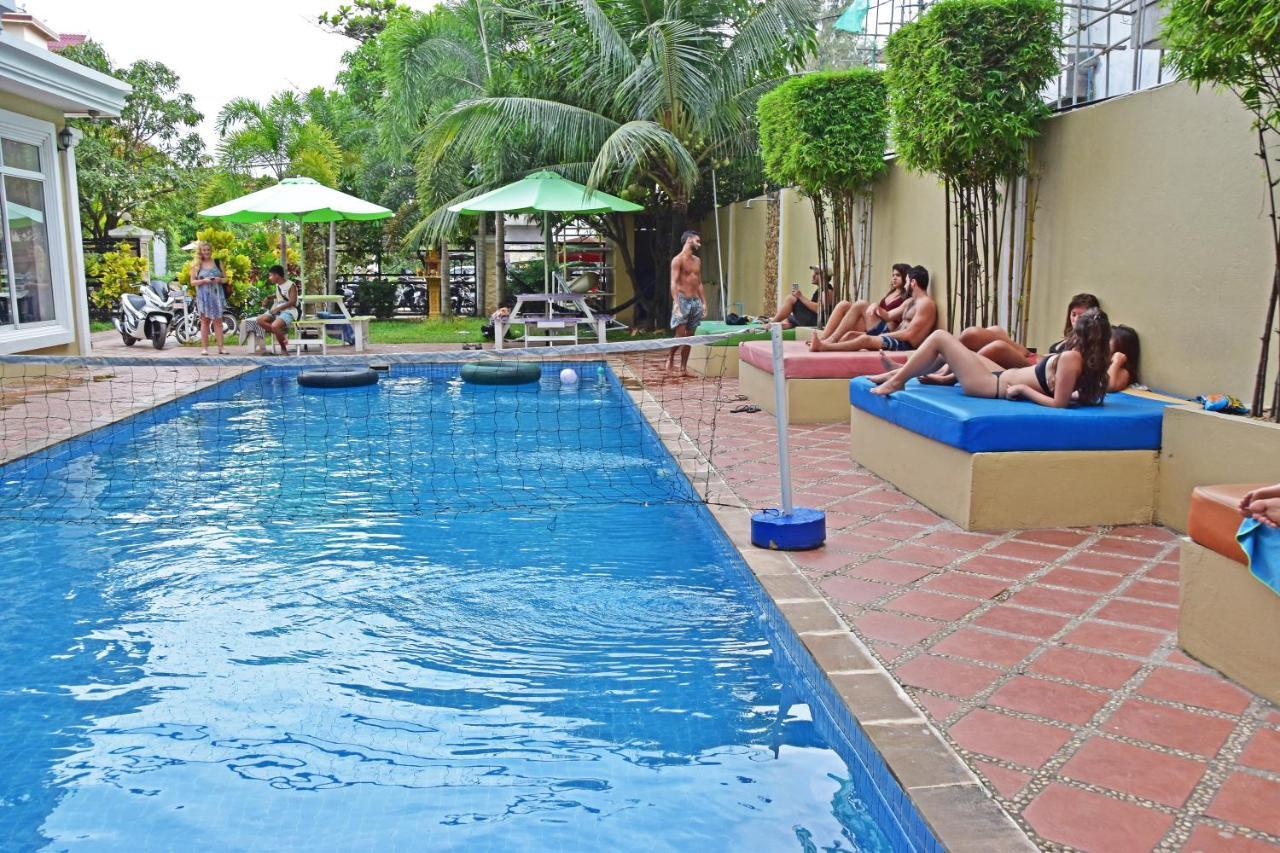 Mad Monkey Hostel Kampot (Adults Only) Exterior photo