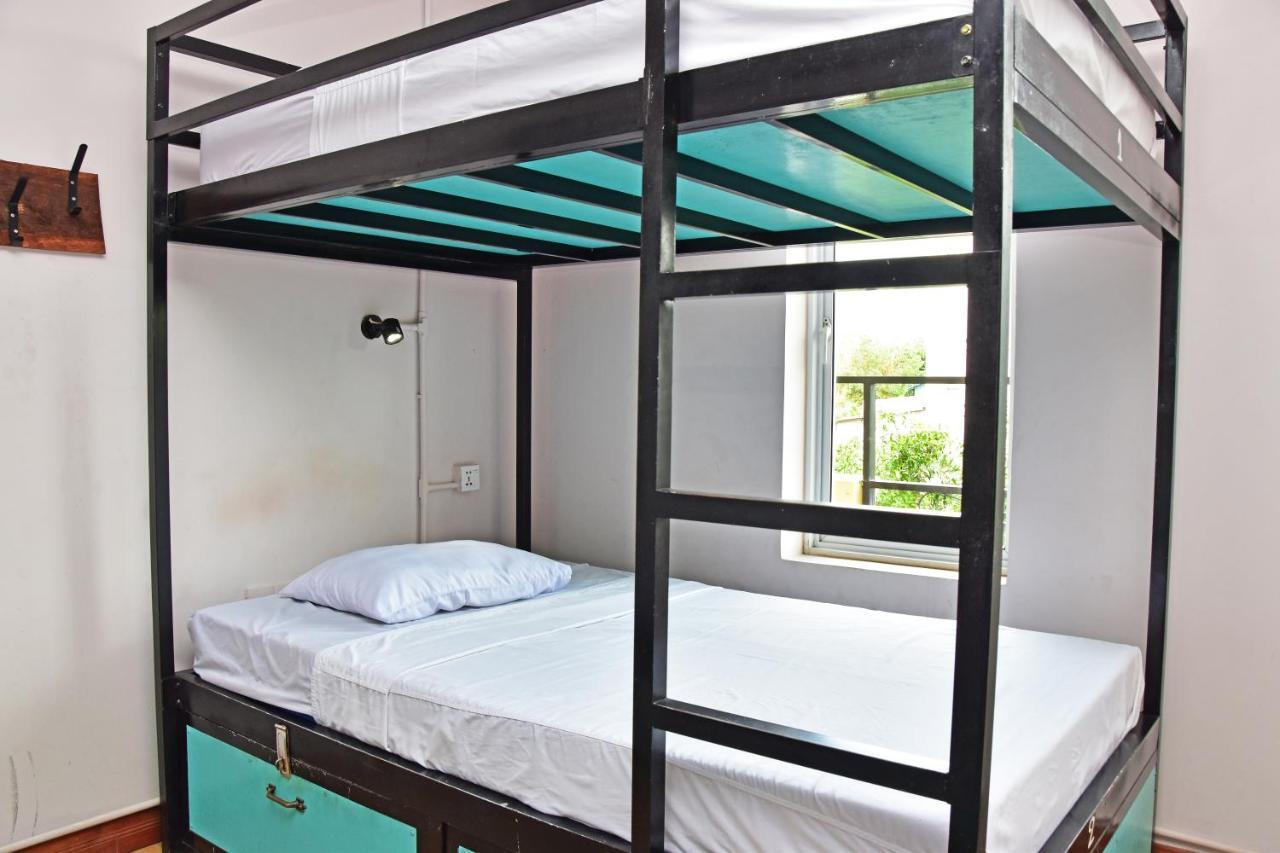 Mad Monkey Hostel Kampot (Adults Only) Exterior photo